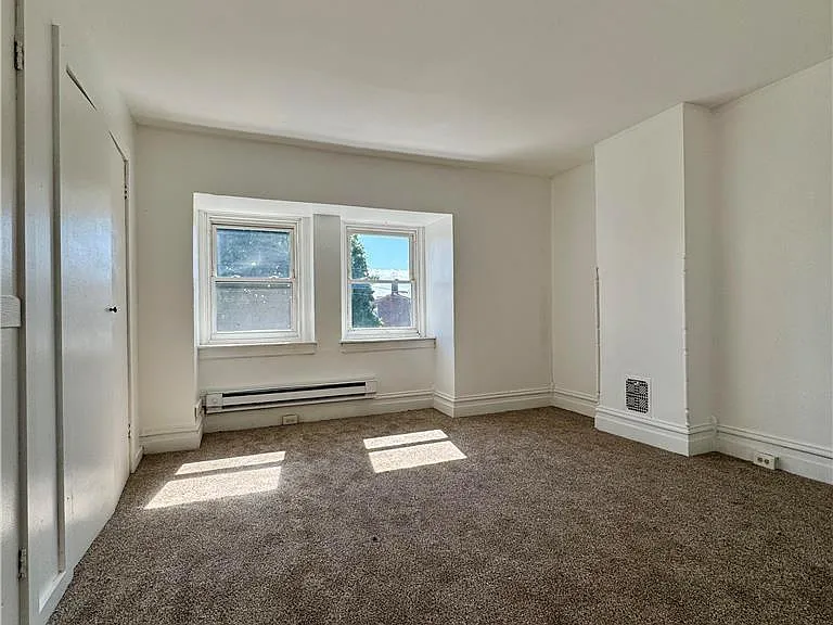 221 N 15th St #2 — Photo 7