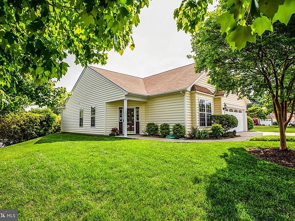 3rd image of 6600 Twin Cedars Ct