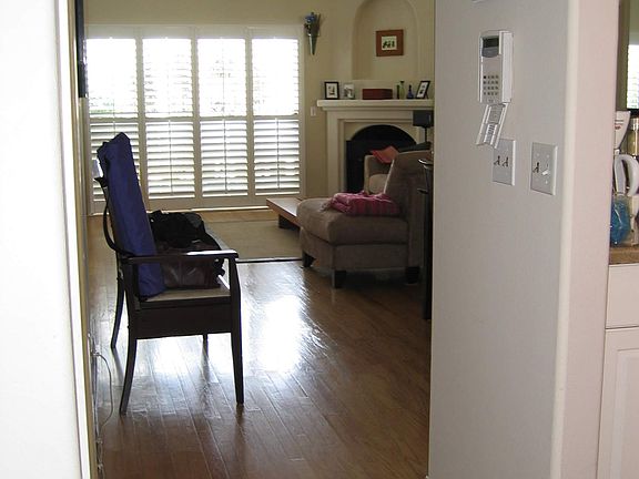 Entry way from courtyard