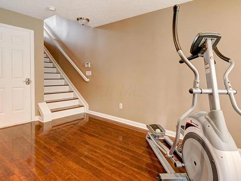 6281 Chetti Dr — Photo 23