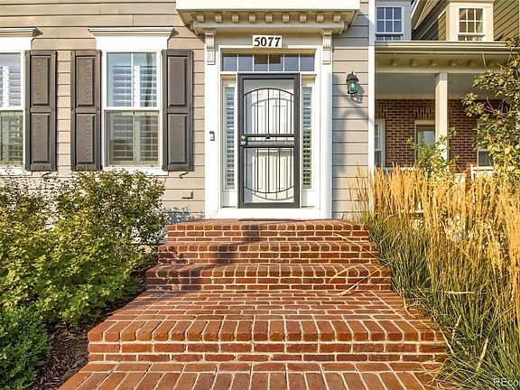 2nd image of 5077 N Valentia St