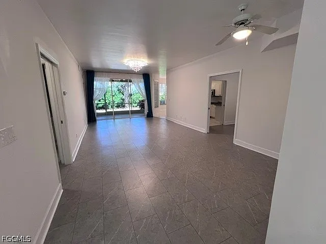 2 bed, 2.0 bath, 1561 sqft, $1,950 — Photo 4
