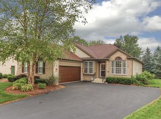 4231 Whitehall Ln, Algonquin, IL 60102