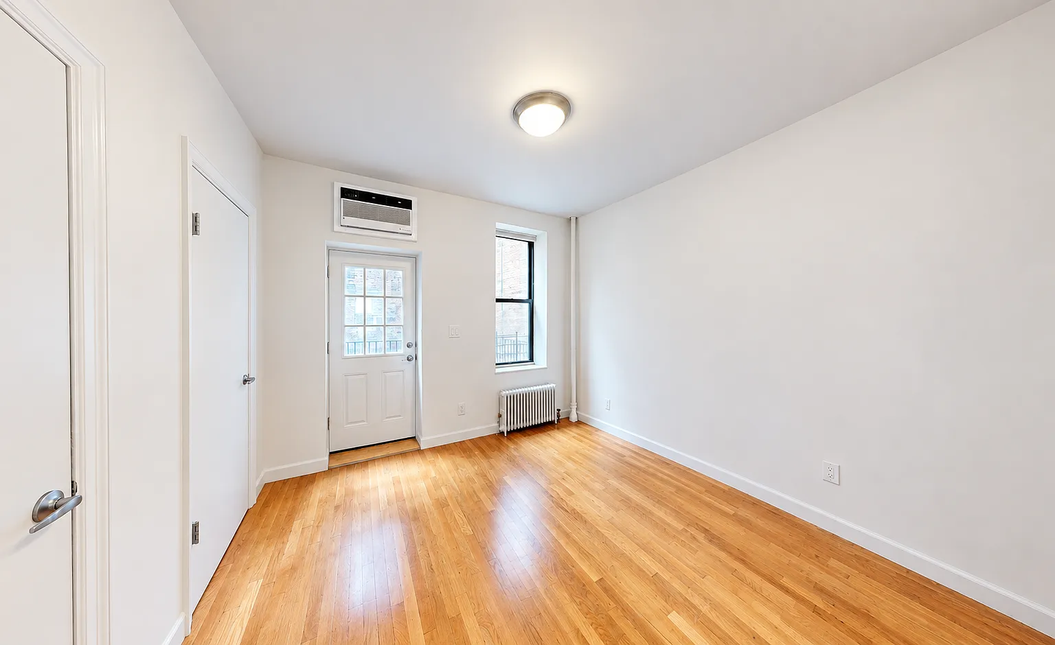 39 Bedford St — Photo 2