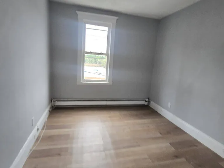 185 Avenue E #4 — Photo 7
