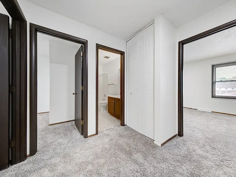 Rice Creek Townhouses — Photo 19