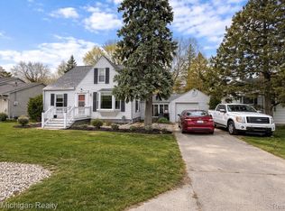 1224 W Bristol Rd, Flint, MI