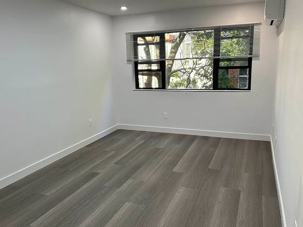Forest Hills, Queens 4