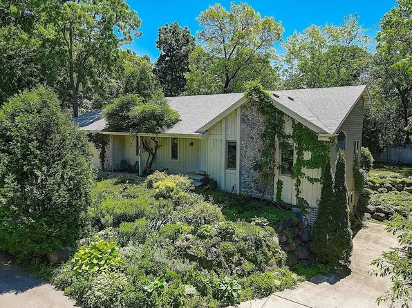 317 N Gammon Rd, Madison, WI 53717