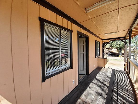 2nd image of 610 W Colt Cir