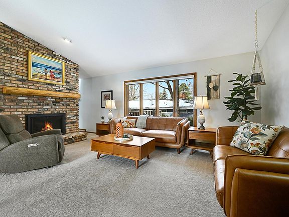 5th image of 5335 Baywood Shores Dr