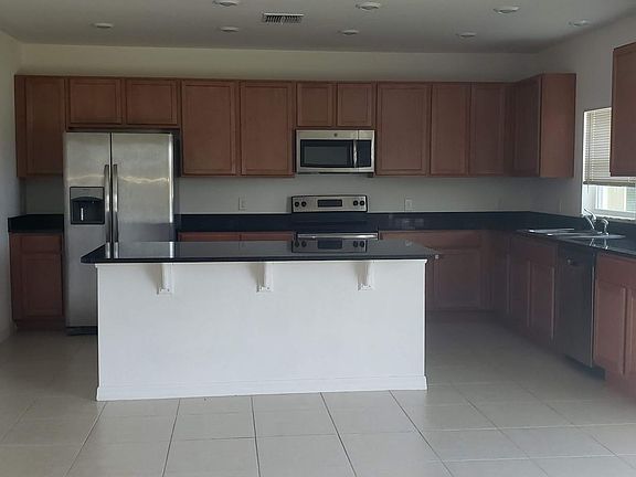 3rd image of 2491 Addison Creek Dr