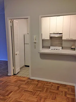 Rented by Corcoran | media 29