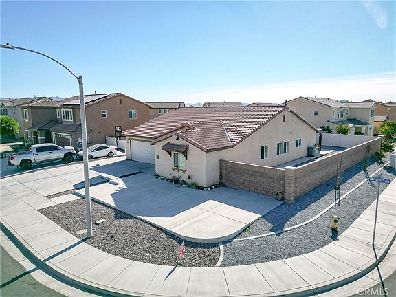 3rd image of 1676 Hayloft Pl