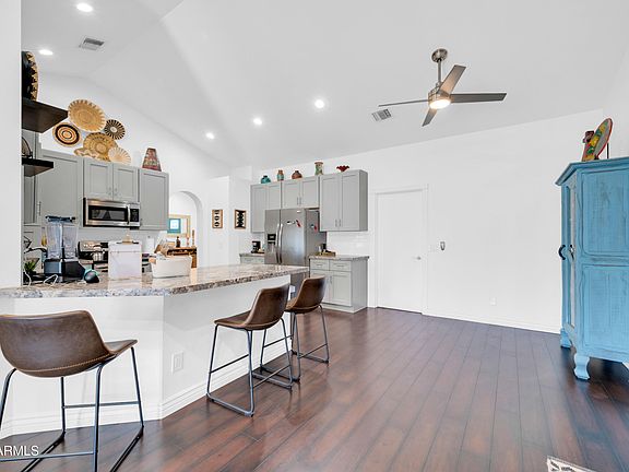 5th image of 4501 E Pearce Rd