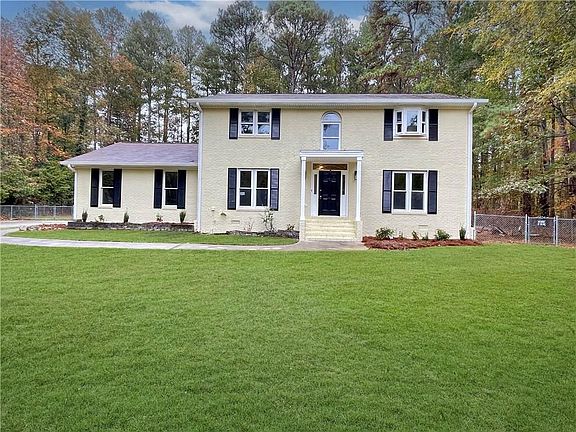2nd image of 355 Thornton Dr