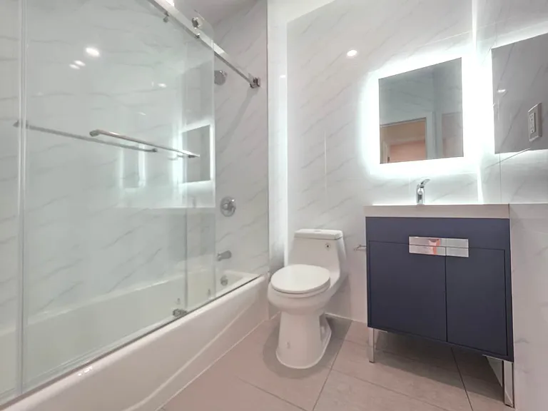 160 Bay 29th St #2 — Photo 9