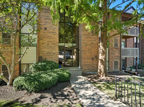 62 View Terrace Dr Suite 9, Southgate, KY 41071