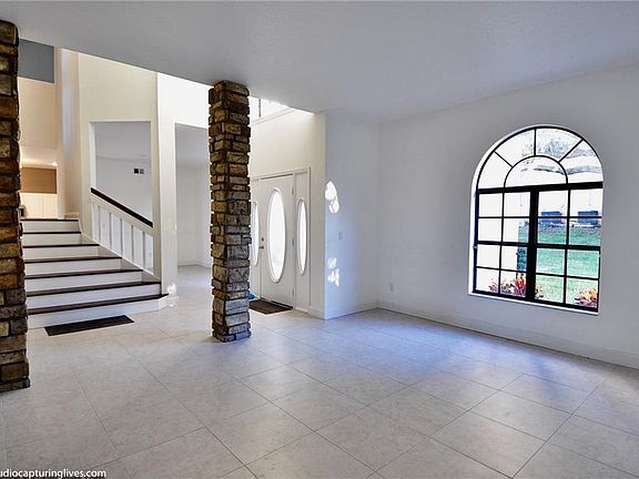 4th image of 1602 Bardmoor Hill Cir #5