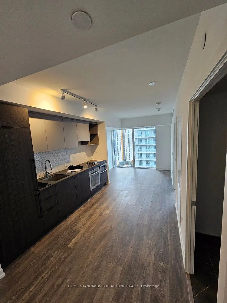 1 bed, $2,275 — Photo 4