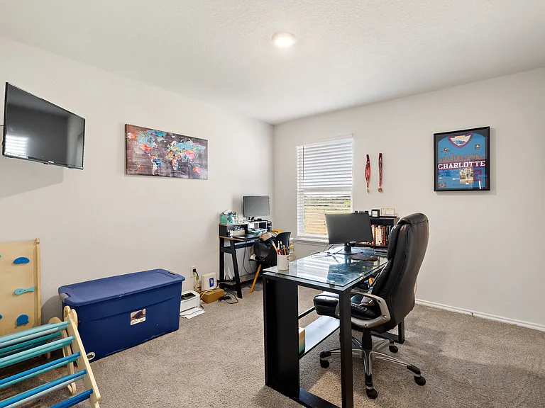20523 Lorena Xing — Photo 17