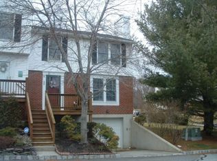 13 Cambridge E, Oxford, NJ 07863
