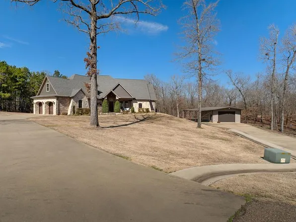 55 Redbird Cir, Texarkana, TX 75501
