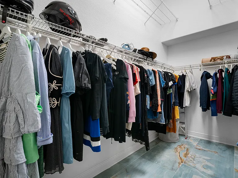 5024 SW 8th Pl — Photo 36