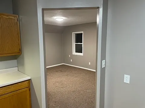 422 Walnut St #4 — Photo 8