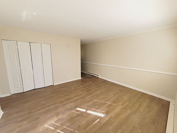 3rd image of 2216 Early St