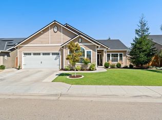 6702 E Lansing Way, Fresno, CA