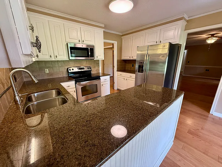 2370 Clematis Trl — Photo 6