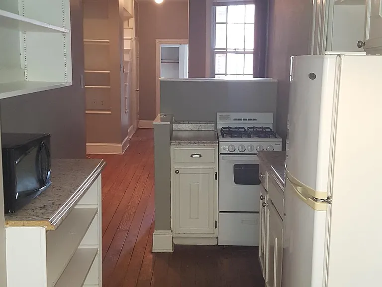 1265 Riverside Ave #1 — Photo 3