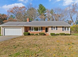 6 Walker Rd, Topsfield, MA 01983