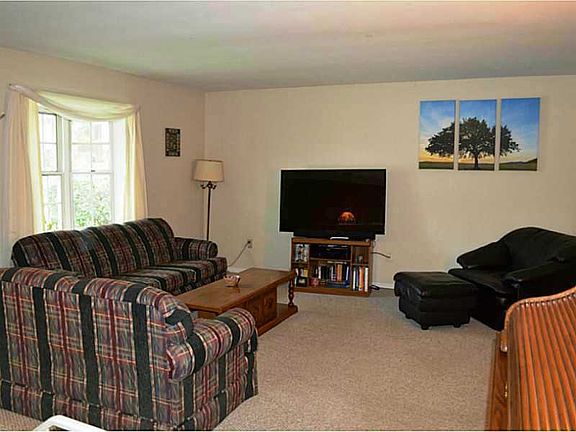 2nd image of 5650 Gardner Dr