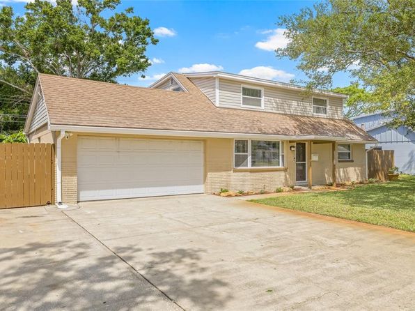 15034 Newport Rd, Clearwater, FL 33764