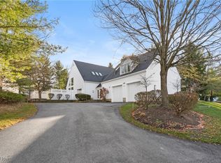 985 Goldenrod Dr, Aurora, OH 44202