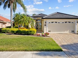 3856 Whispering Oaks Dr, North Port, FL 34287