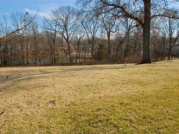 3rd image of 15614 Summer Lake Dr