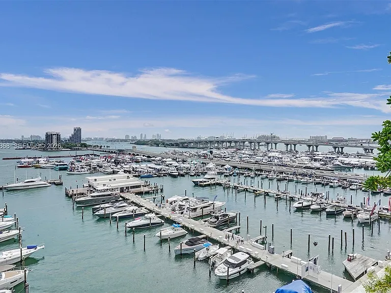 1717 N Bayshore Dr #A-1236 — Photo 23
