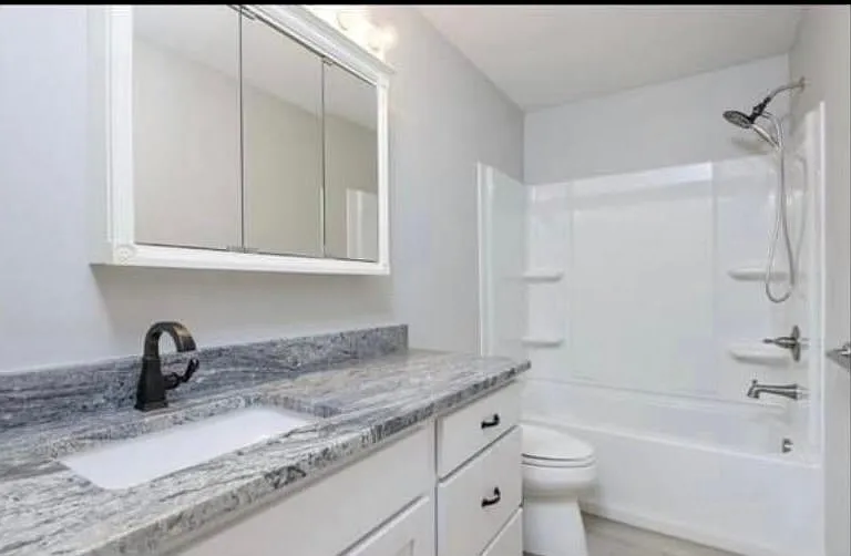 400 1st St — Photo 4