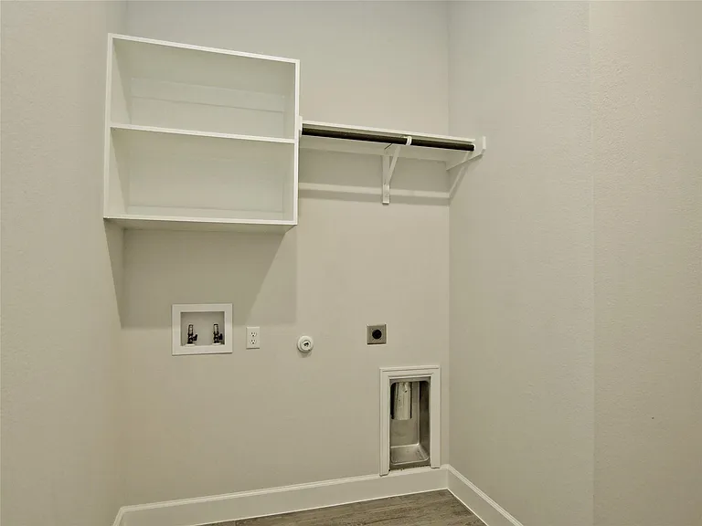 612 Jefferson Dr — Photo 15