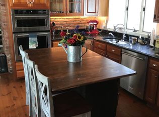 68 West St, Medway, MA 02053