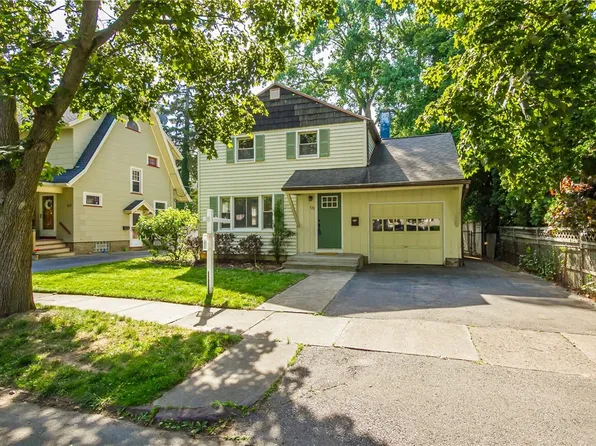 125 Amsterdam Rd, Rochester, NY 14610