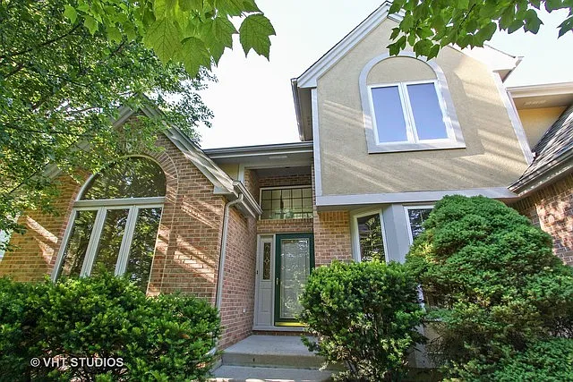 241 W Shore Dr photo 1