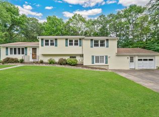 18 Arbor Rd, Monroe, CT 06468