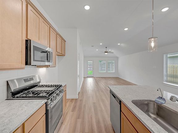 5th image of 22535 Serviceberry Branch Ct