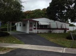 1401 SW 4th St, Delray Beach, FL 33444