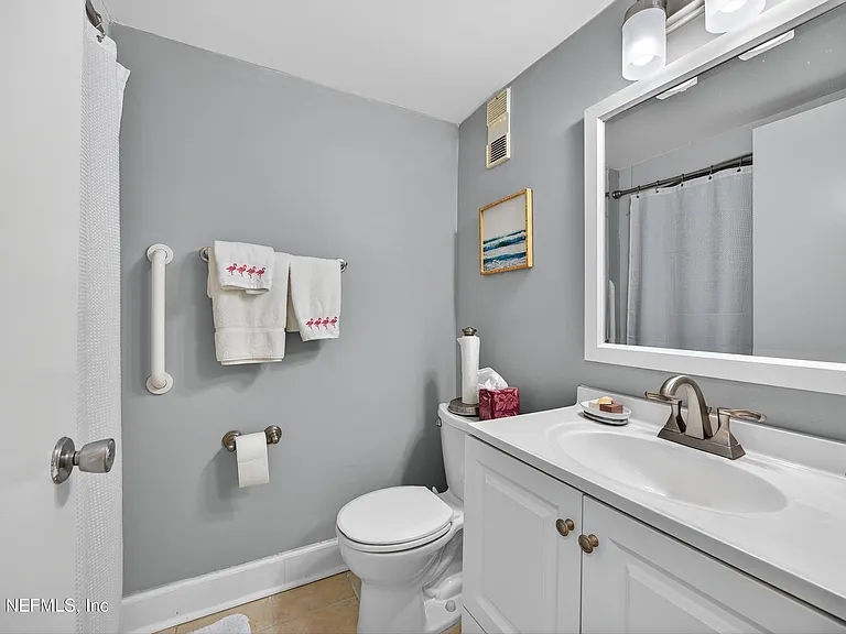 1301 1st St S #903 — Photo 27