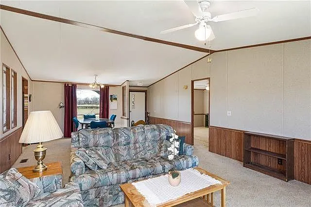 Building Photo - 128 Piper Trl